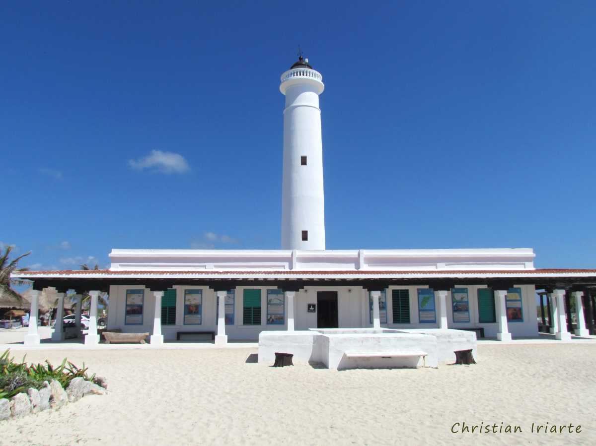 Lighthouse and navigation museum - Punta Sur