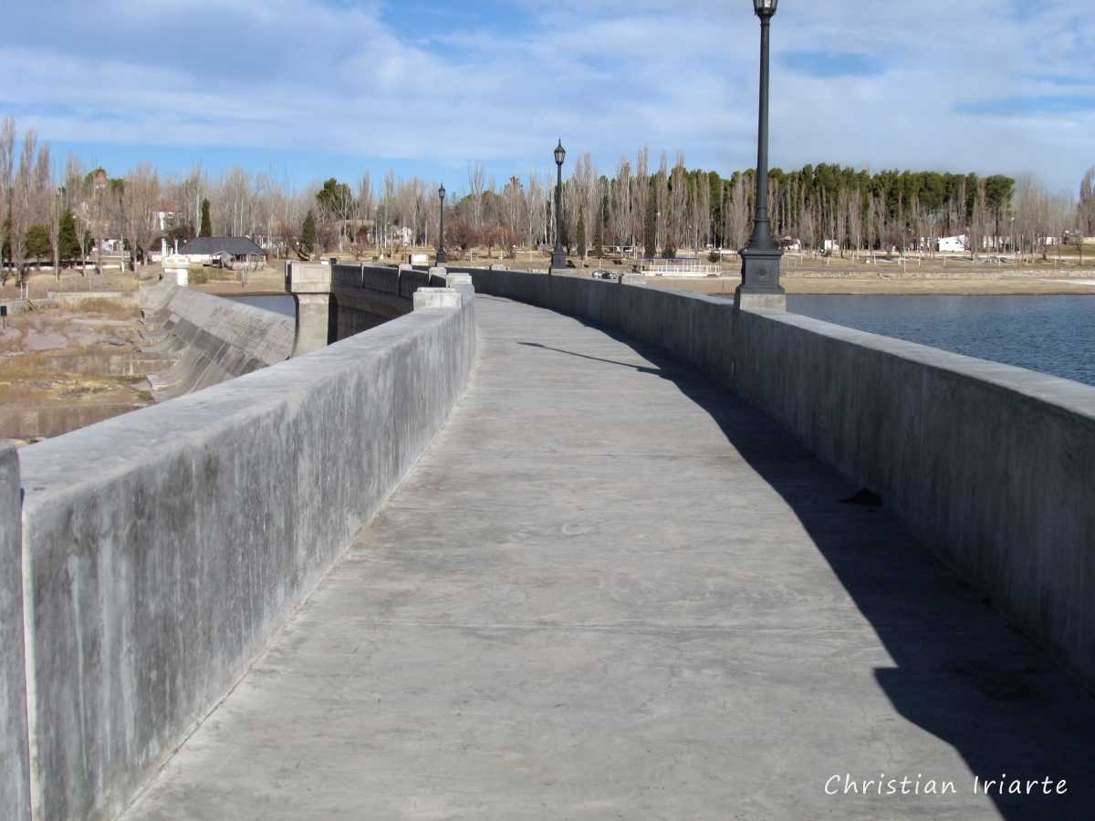Image: El Nihuil Dam