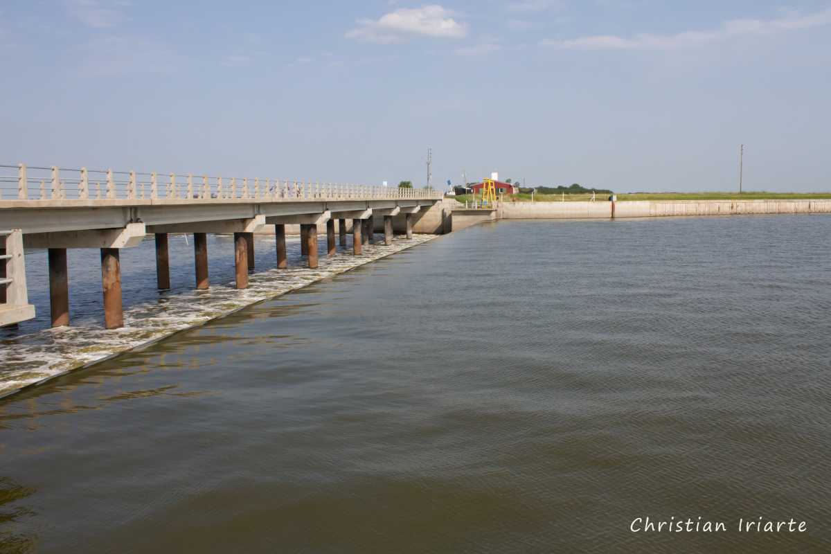 Laguna de Gómez Dam