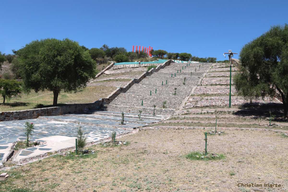 Plaza del Cerro - San Luis