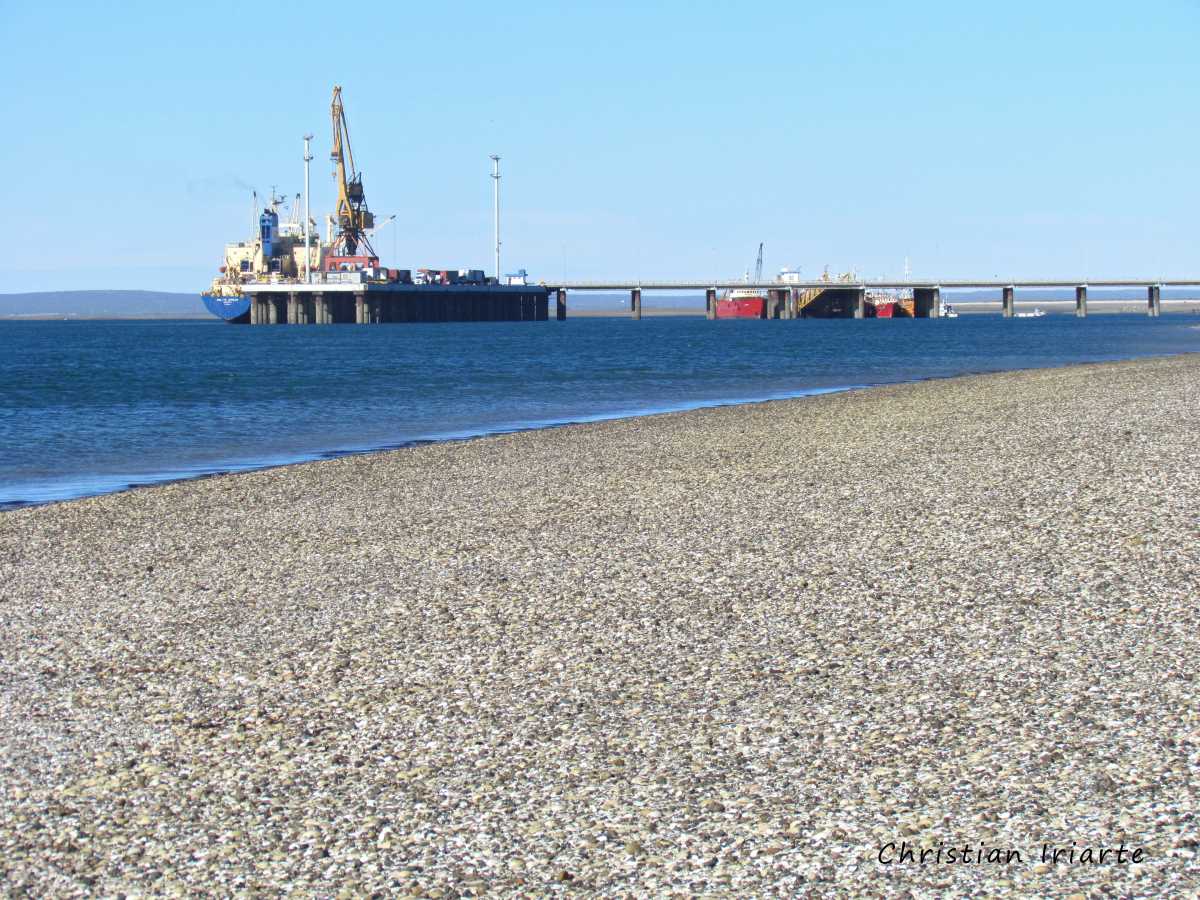 Image: Port of San Antonio Este